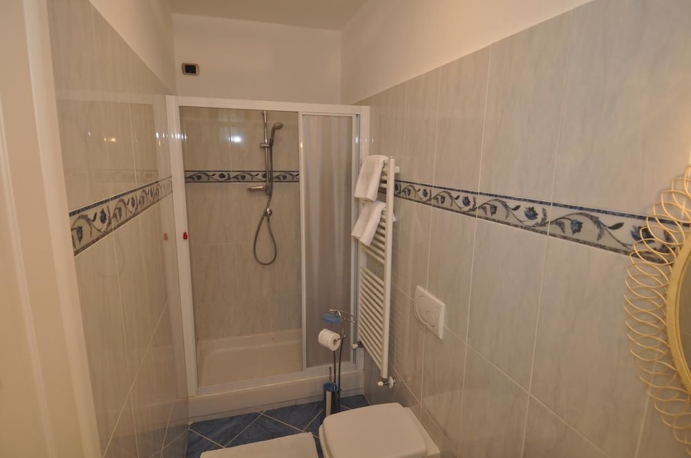 Sandra Villa Rooms 19/43