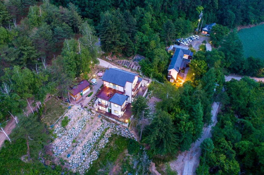 Pyeongchang Secret Garden Pension 45/50