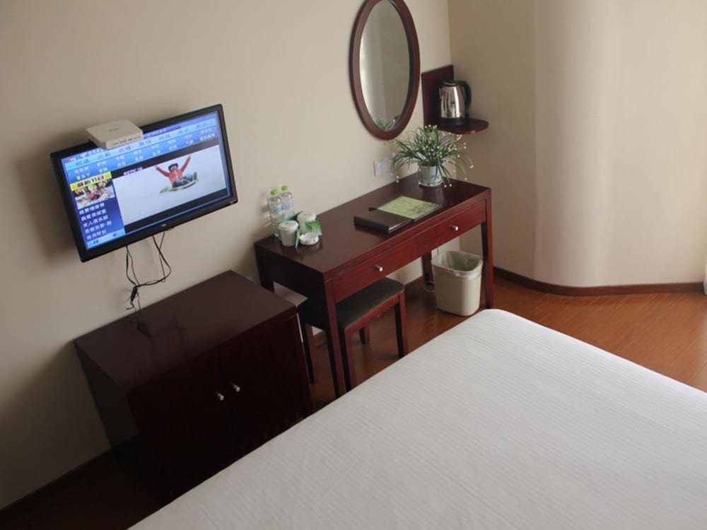 Greentree Inn Jiangsu Suqian Suyu District Education Bureau Express Hotel 16/57