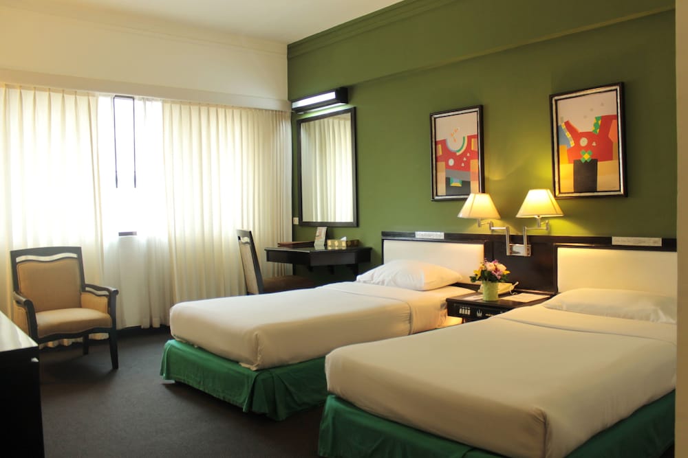 Chiangmai Hill 2000 Hotel 40/69