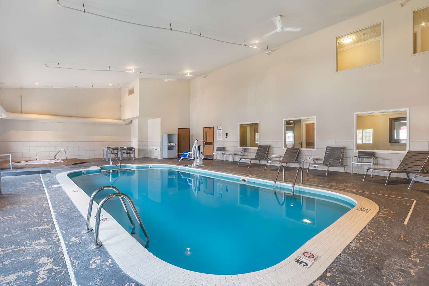 Best Western Plus University Park Inn and Suites 10/19