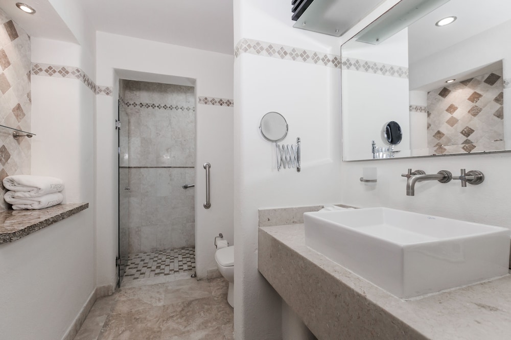 Torrenza Boutique Resort 13/48