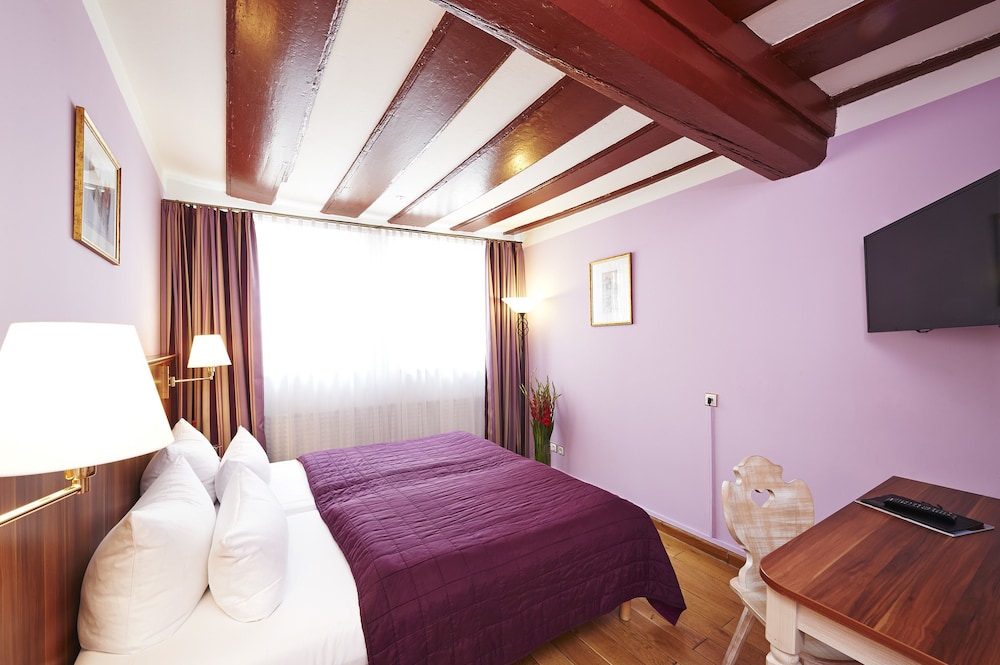 Hotel Elch 7/38