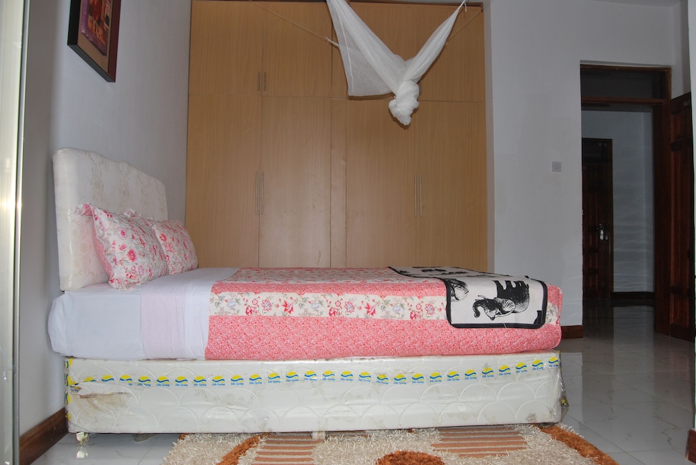 Frontiers Hotel Entebbe 32/50