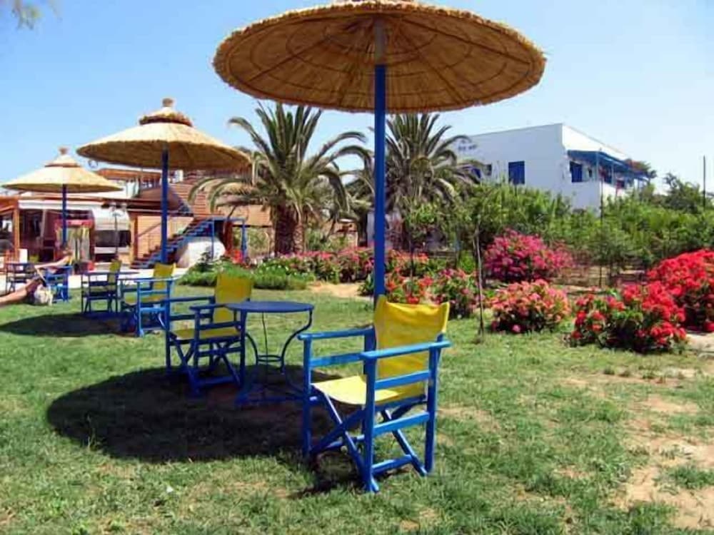 Aghia Anna Hotel 33/41