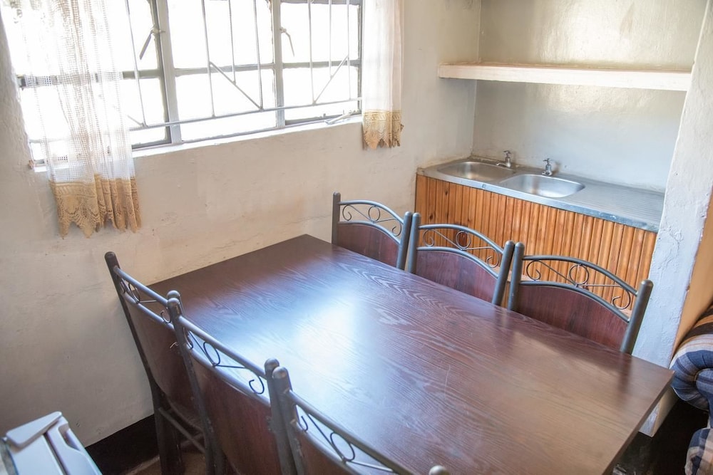 Okavango Lodge 15/30