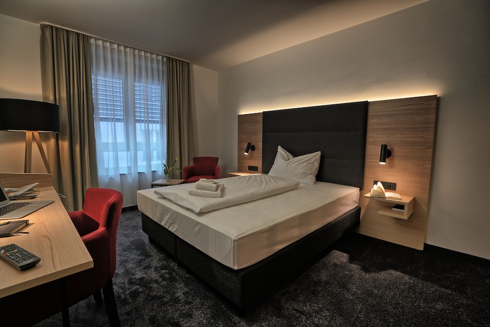Hotel4you 11/50