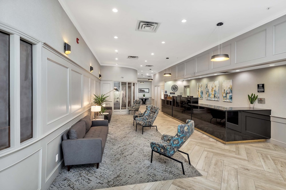 Sandman Hotel Grande Prairie 23/42