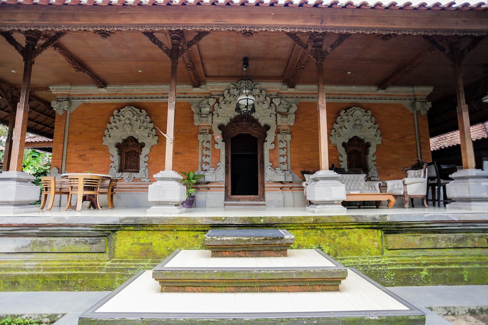 Ubud Hotel Villas Malang 2/76