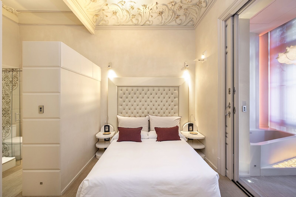 El Palauet Royal Suites 8/50