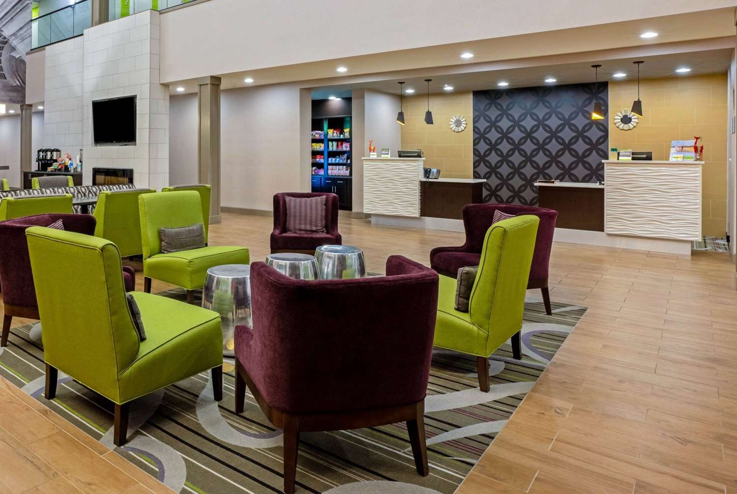 La Quinta Inn & Suites by Wyndham Tumwater - Olympia 38/64