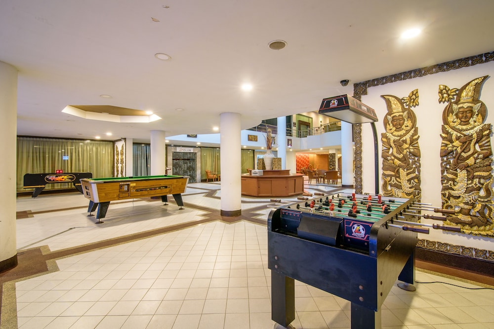 Golden Beach Cha Am Hotel 6/50