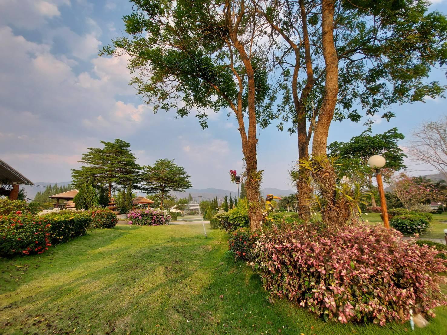 Tanaosri & Creekside Resort 49/68