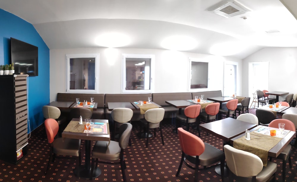 Hotel Balladins Foix 46/60