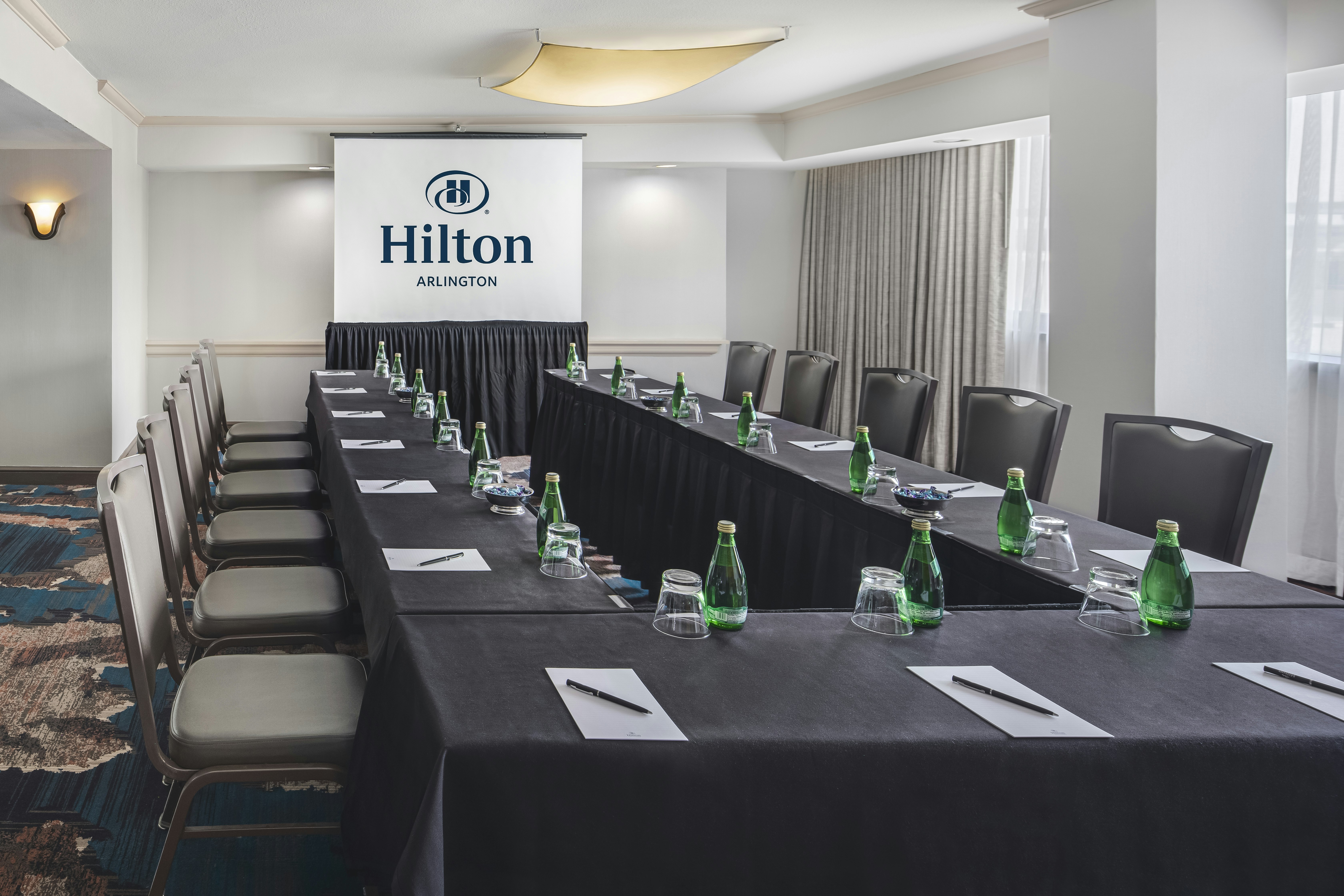 Hilton Arlington, TX 45/51
