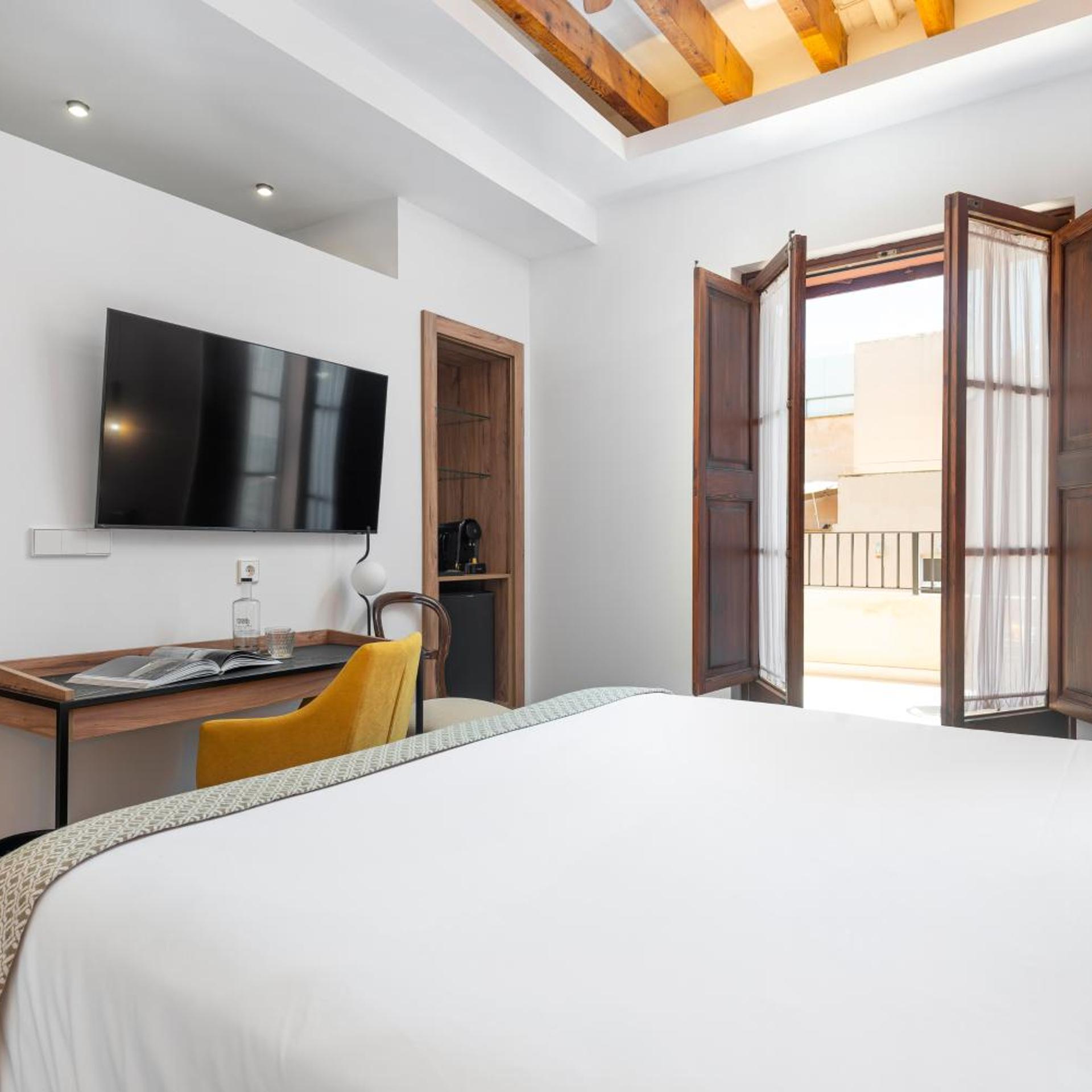 Superior, Double Bed, Terrace