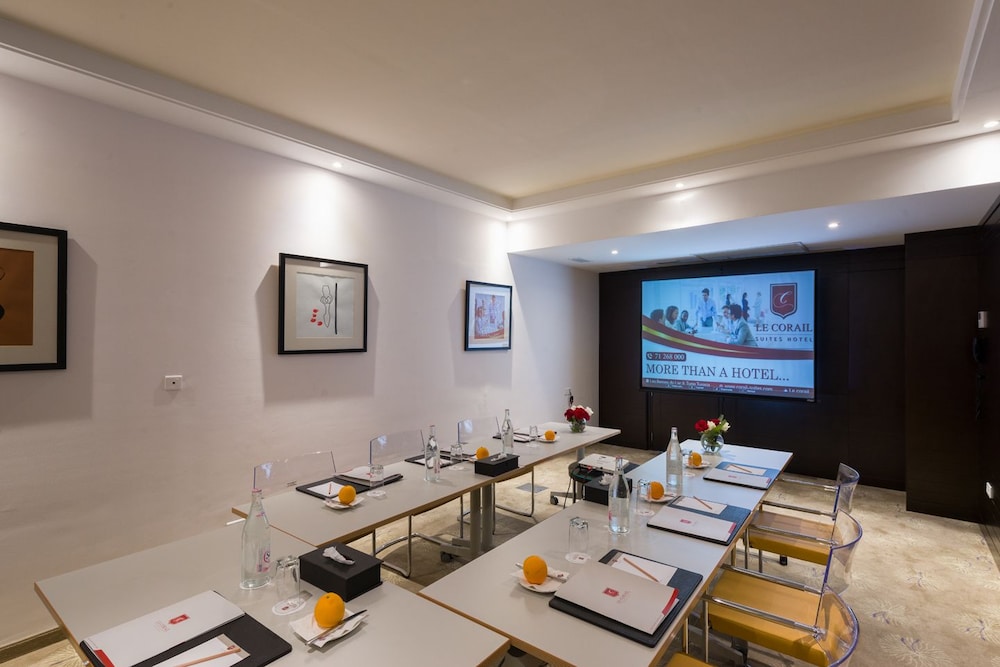 Le Corail Suites Hotel 33/43