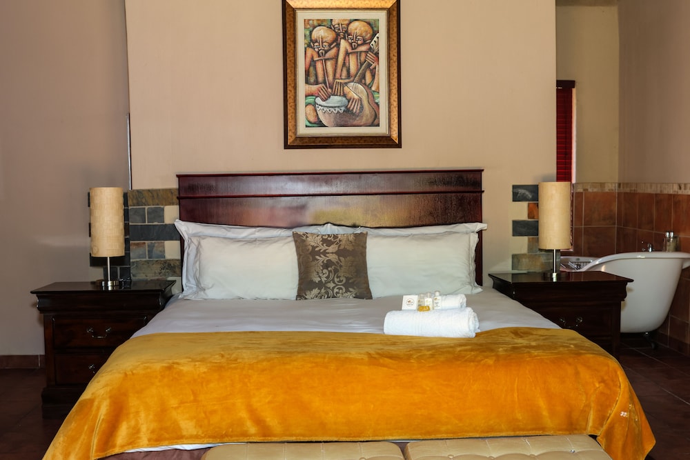Thaba Legae Guest Lodge 10/43