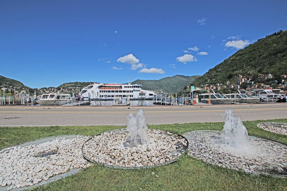 Logicasa Amazing Downtown Como 24/26