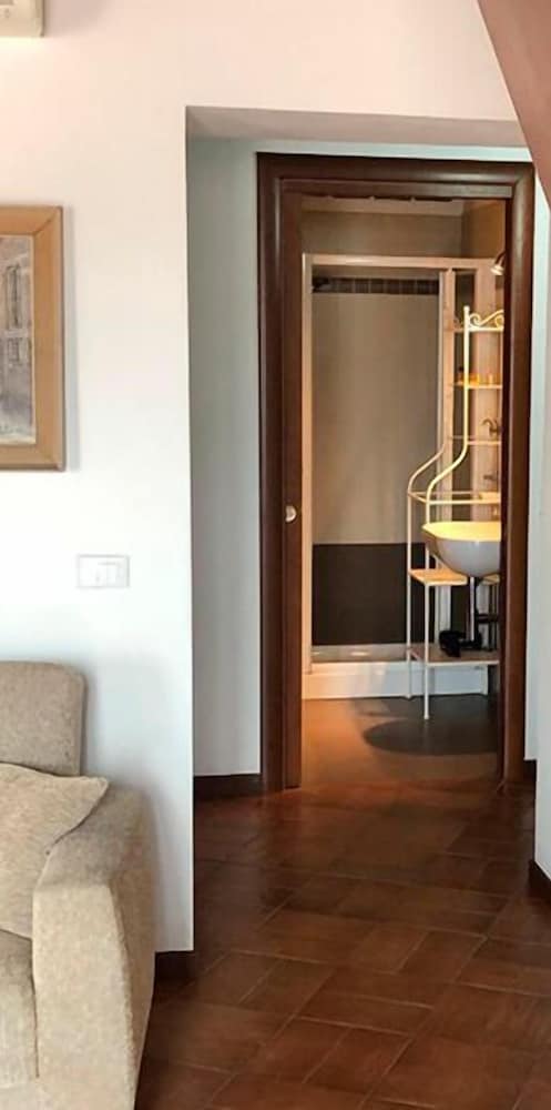 BB Il Re Alla Reginella Guest House 22/42
