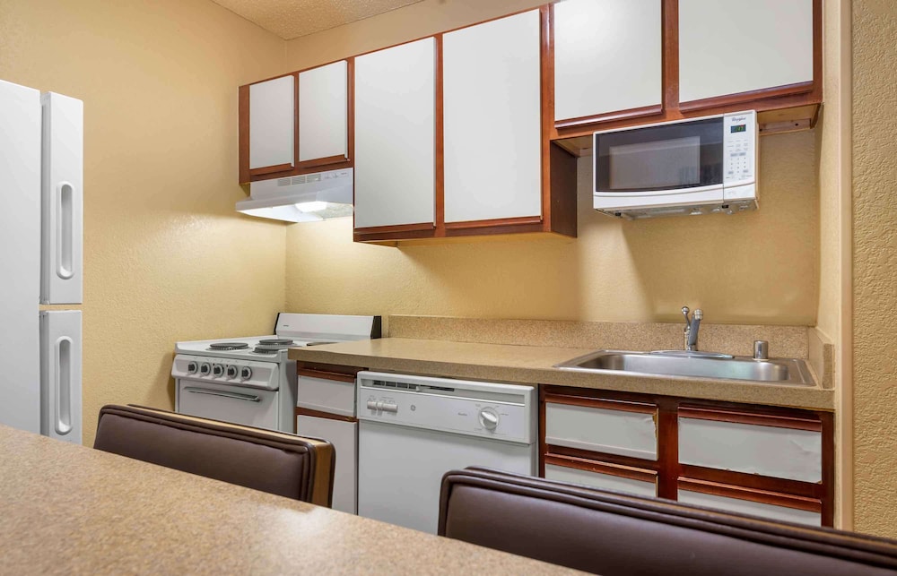 Extended Stay America - Arlington - Six Flags 40/50
