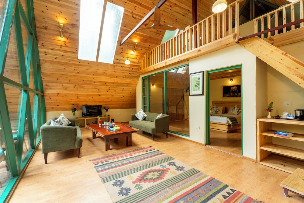Latitude 29 By The Lake Resort 6/50