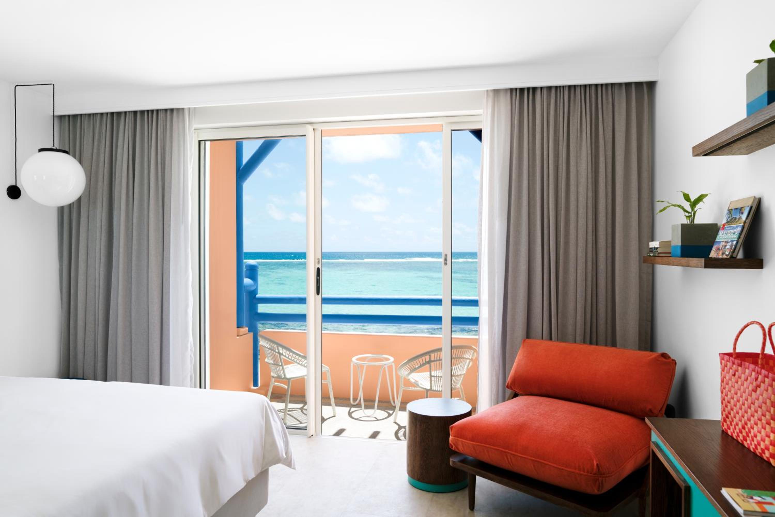 Beach, Bungalow, King Bed