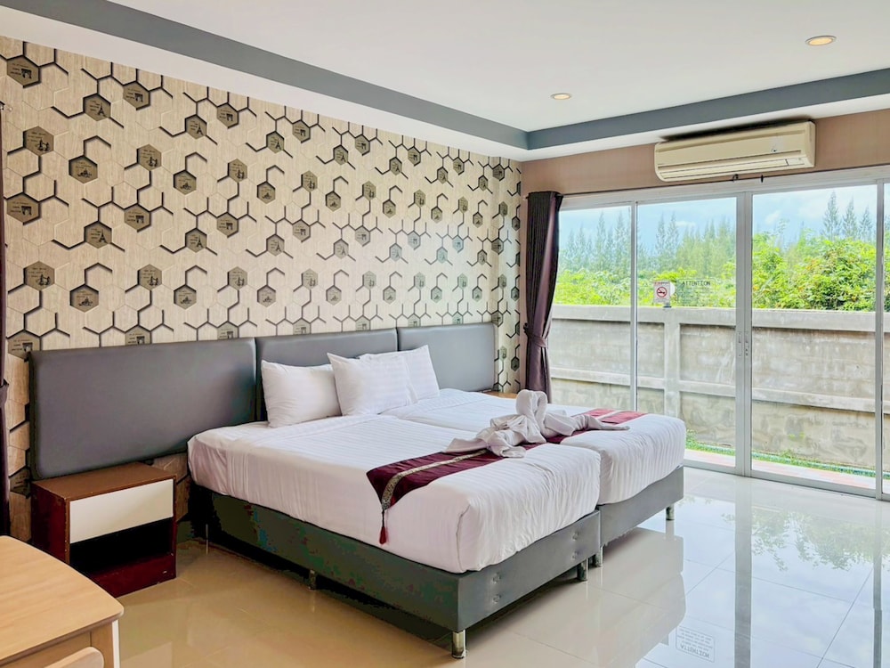 Baan Phing Phu Praew 12/70