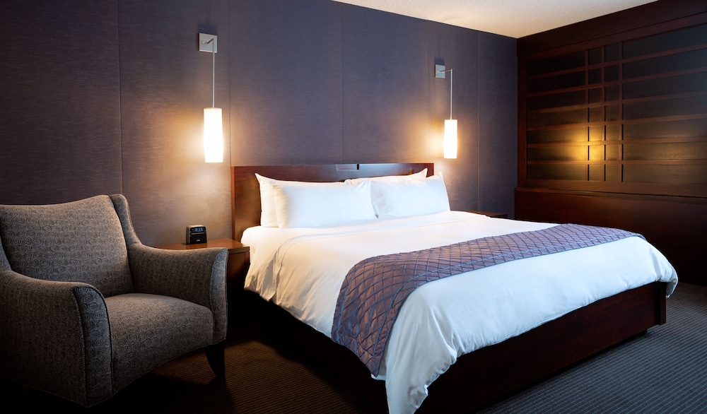 Hotel Ruby Foo S 12/67