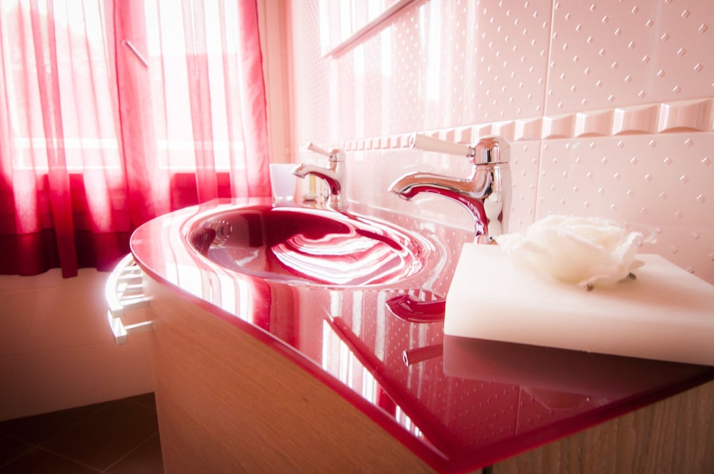 Hotel Villa Maranello 8/27