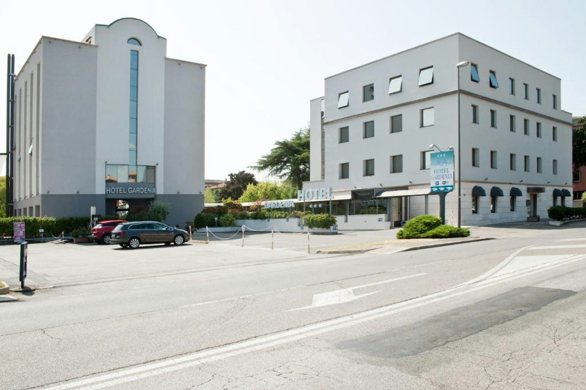 Hotel Gardenia 52/57