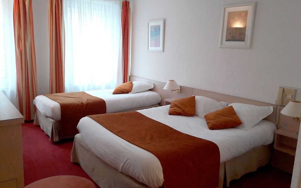 Logis Hotel Le Cheval Rouge 5/26