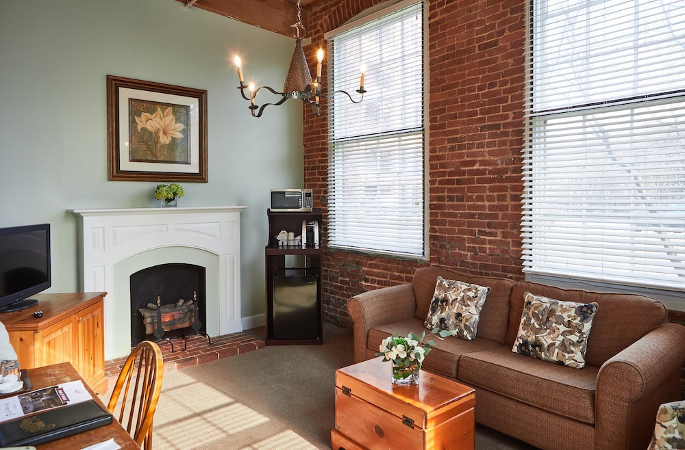 The Historic Brookstown Inn, Trademark Collection by Wyndham 42/72