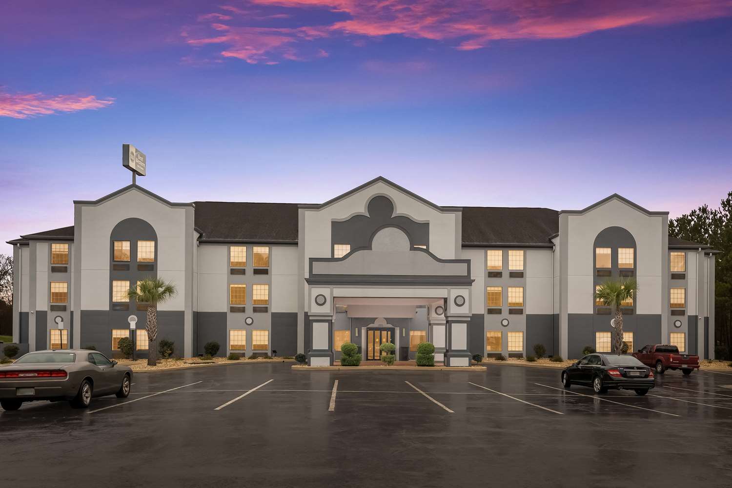 Best Western Bradbury Inn & Suites 2/26