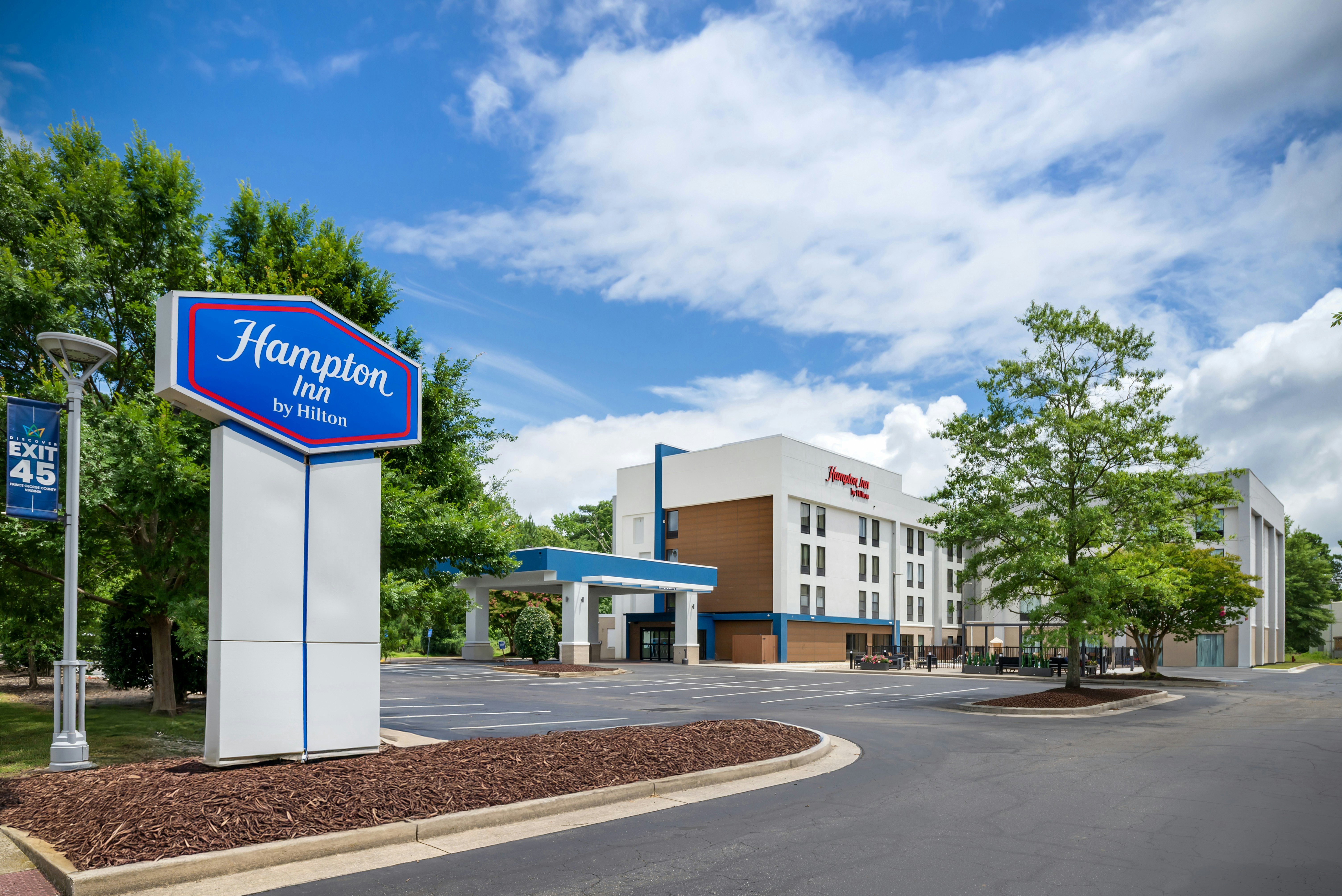 Hampton Inn Petersburg Ft. Gregg Adams 20/20