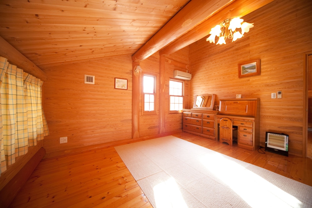 Yufuin Tsukahara Kogen Sanso Donguri (ex Sanso Donguri) 44/69