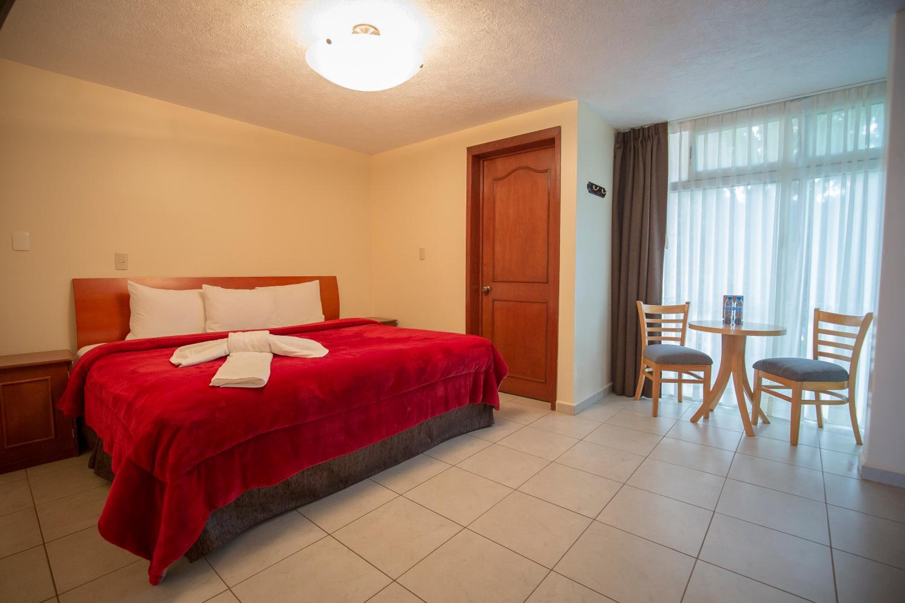 Room, Double Bed