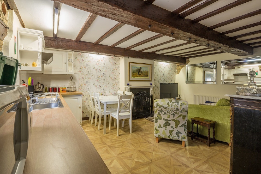 River Nene Cottages 26/50