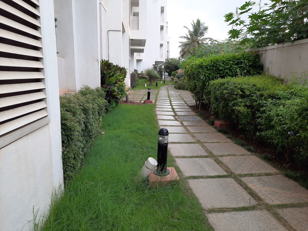 NAGARJUNA SUITES 20/43