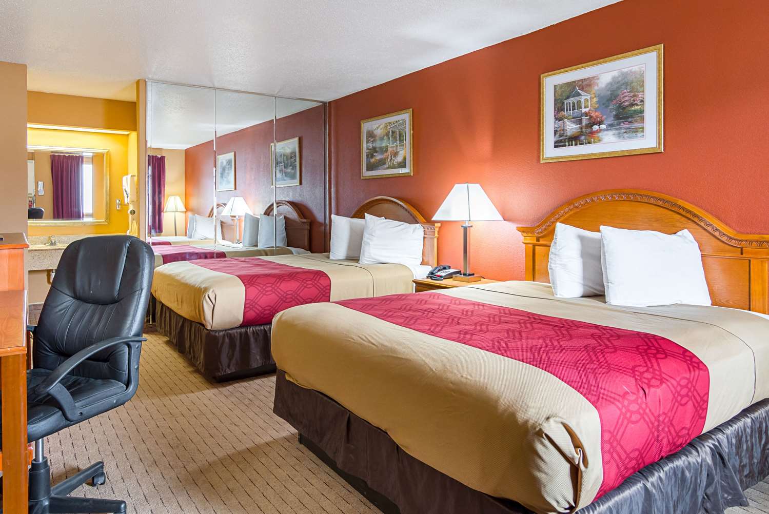 Econo Lodge Jacksonville near Little Rock Air Force Base 10/38