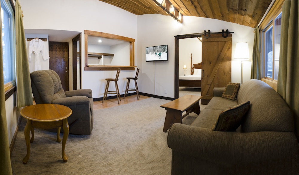 Summit Lodge Killington 25/50