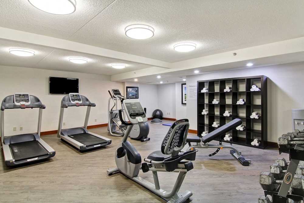 Holiday Inn Oakville Centre 31/81
