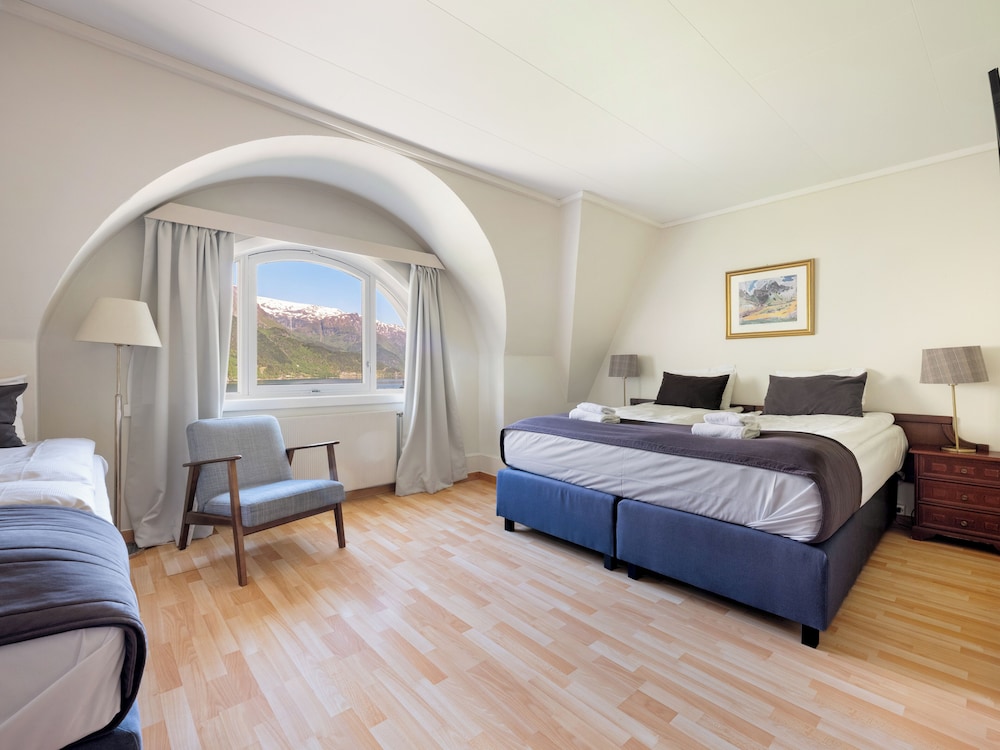 Tyssedal Hotel 8/50