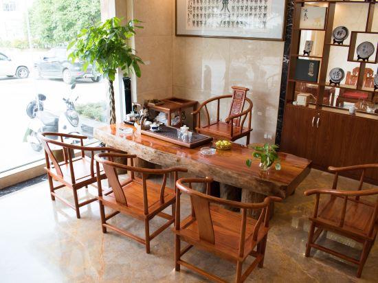 Taiyangcheng Hotel 20/24