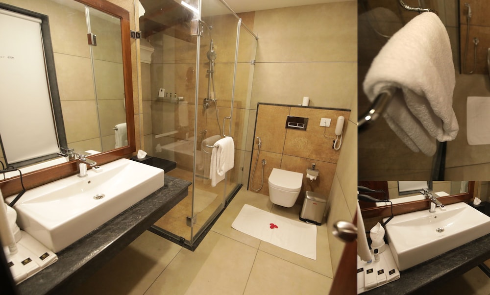 Gokulam Grand Resort and Spa Kumarakom 42/50