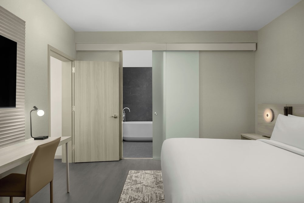 Ac Hotels By Marriott Boise Downtown 10/34