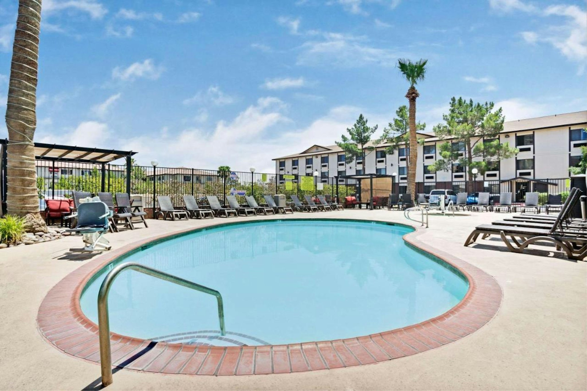 Ellis Island Hotel Casino & Brewery 28/32