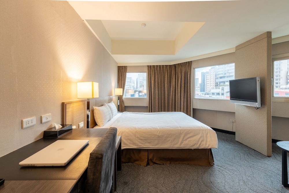 غرفة تنفيذية بسرير كوين، Guide Hotel Taipei Chongqing 5/10