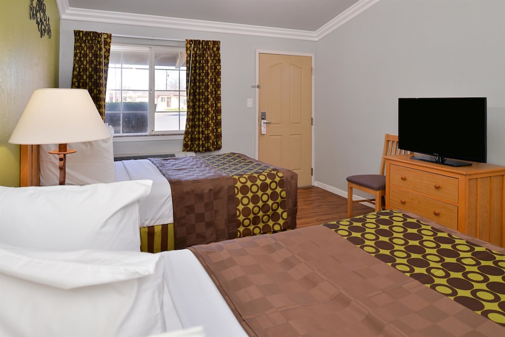 Americas Best Value Inn Los Banos 17/24