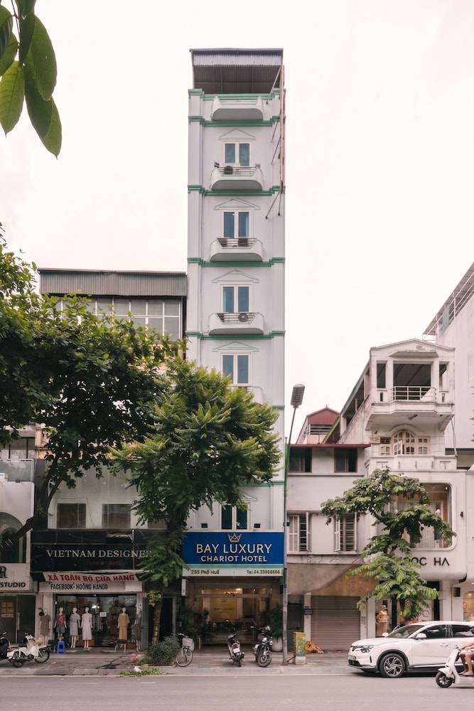 OYO 518 Chariot Hotel 40/50